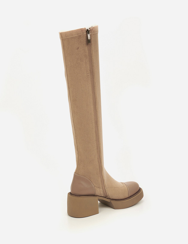 Бежевые женские ботфорты на широком каблуке MASCOTTE 25-121522-2408 | ракурс 4