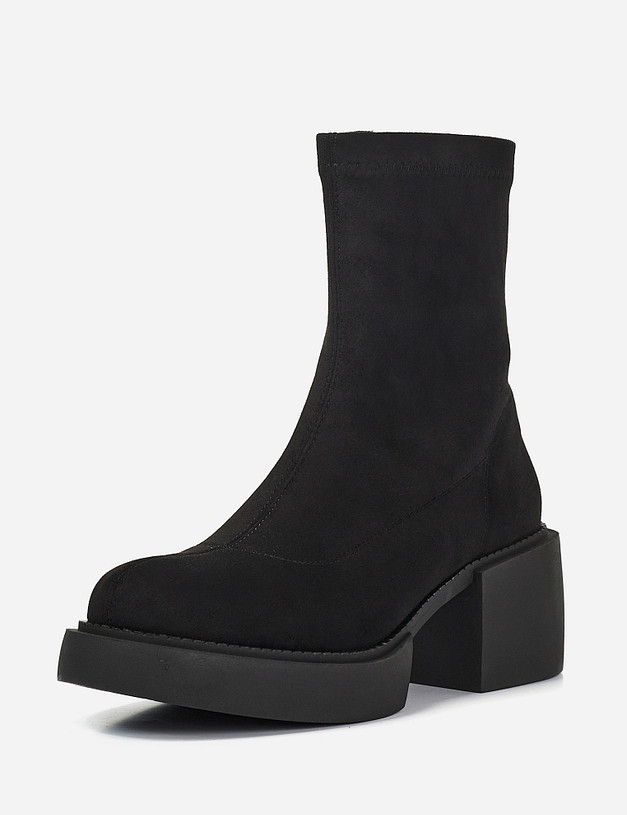 Черные ботильоны на массивном каблуке MASCOTTE 25-121521-2402 | ракурс 3