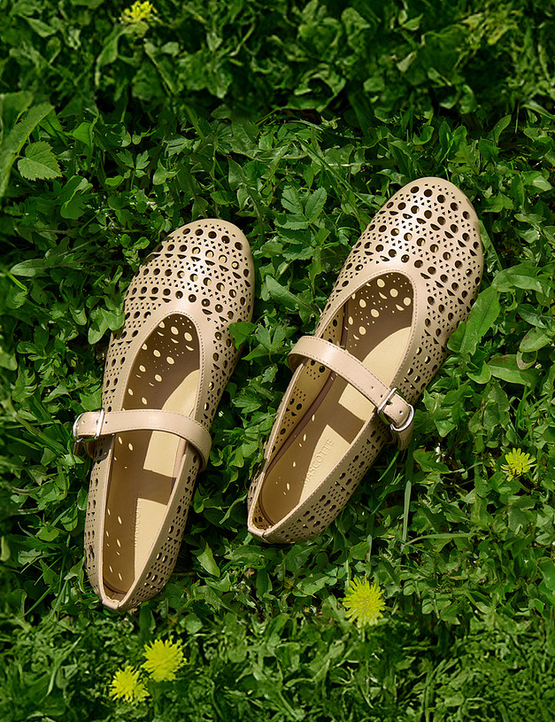 Коричневые женские балетки MASCOTTE 15-5160812-7164M | ракурс 1 Коричневые женские балетки MASCOTTE 15-5160812-7164M | ракурс 1