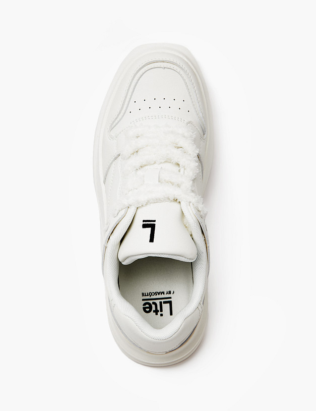 Белые женские кеды с пушистыми шнурками MASCOTTE 156-410921-0601 | ракурс 6