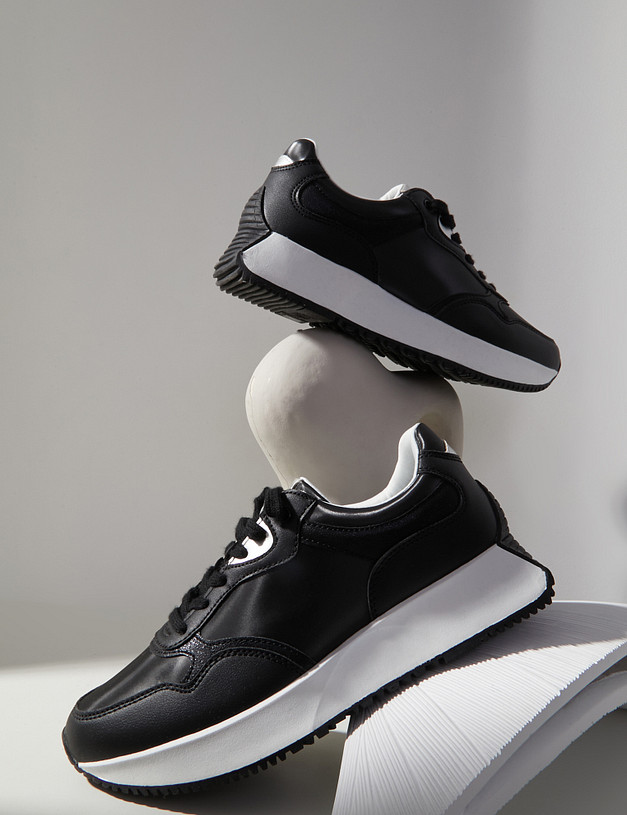 Черные женские кроссовки  MASCOTTE 18-310723-0602 | ракурс 6