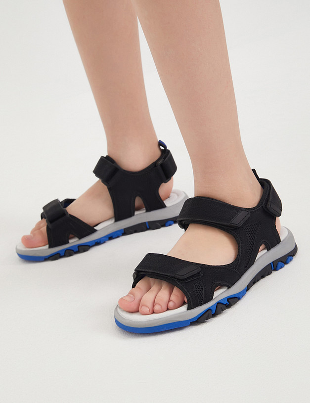 Черные сандалии для мальчиков MASCOTTE 98-412522-0202 | ракурс 2 Черные сандалии для мальчиков MASCOTTE 98-412522-0202 | ракурс 2