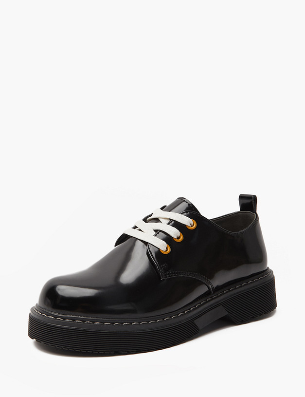 Черные лакированные дерби для девочек MASCOTTE 250-411261-0702 | ракурс 4 Черные лакированные дерби для девочек MASCOTTE 250-411261-0702 | ракурс 4