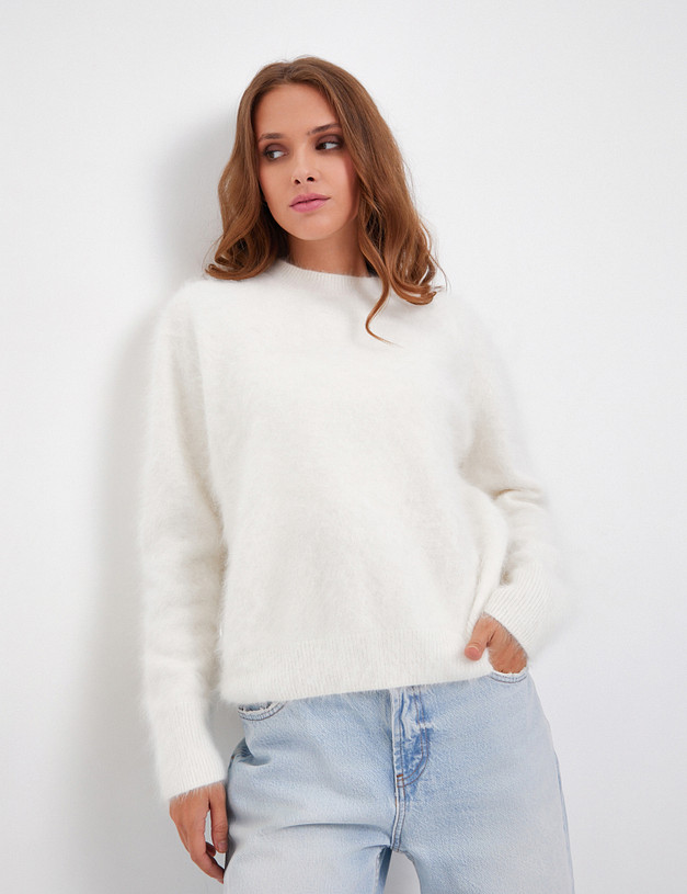 Молочный женский джемпер из ангоры MASCOTTE 870-4202-7501 | ракурс 5